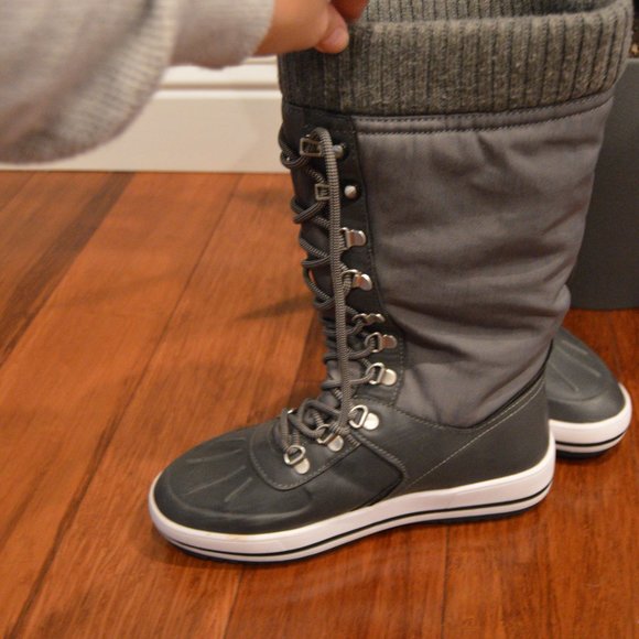 REDUCED!! ⬇️ Cougar Tall Grey Lace Up Snow Boots Size 7 | Size 7 - Picture 4 of 13